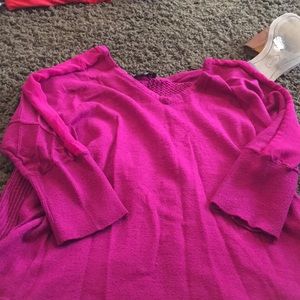 Fushia v neck sweater
